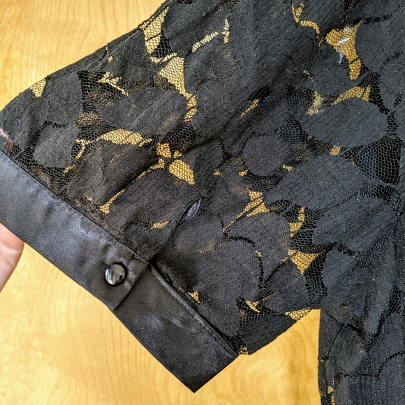 Lane Bryant black lace blouse, size 18 - Picture 4 of 6